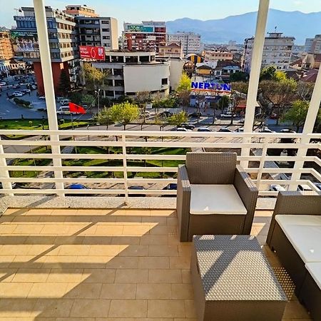 Appartamento Aria Con Vista Sul Teatro Migjeni Shkodër 外观 照片